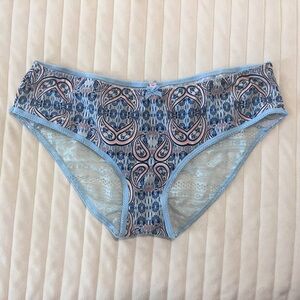 NWOT Victorias Secret Lace Blue Paisley Cotton Underwear, size Large